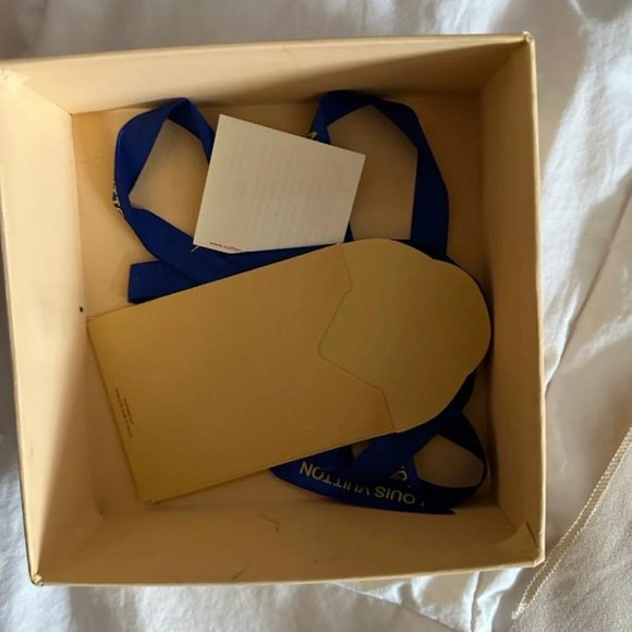 Louis Vuitton Mens belt - Picture 5 of 6